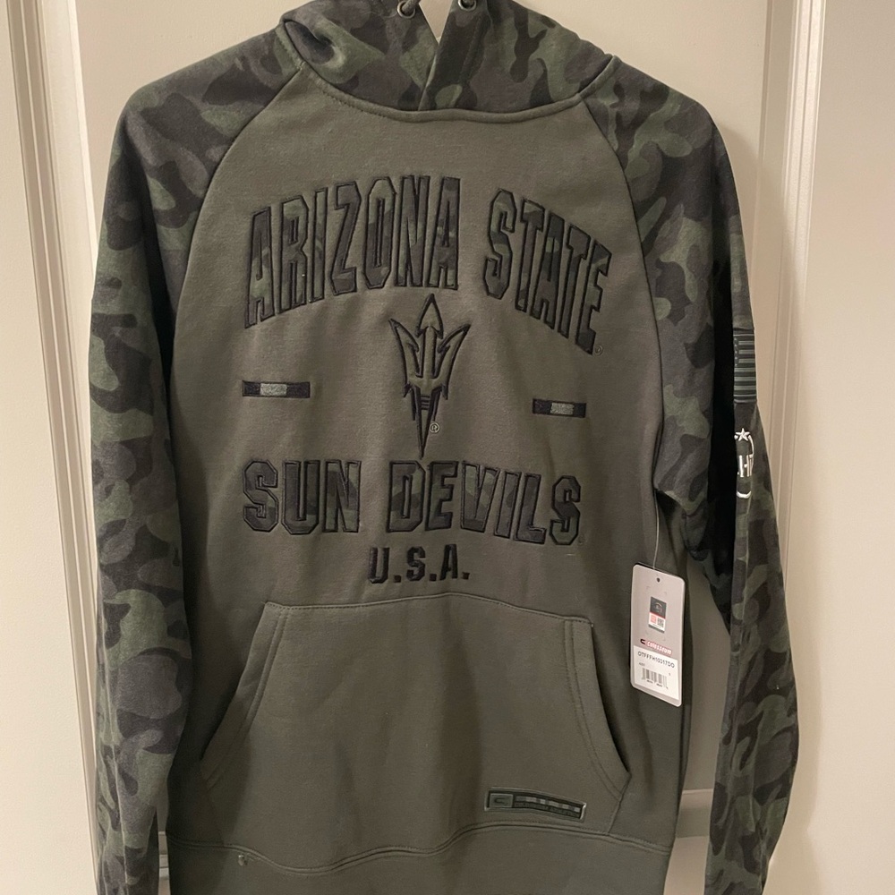 Colosseum Arizona State Camouflage Hoodie - Green and Black
